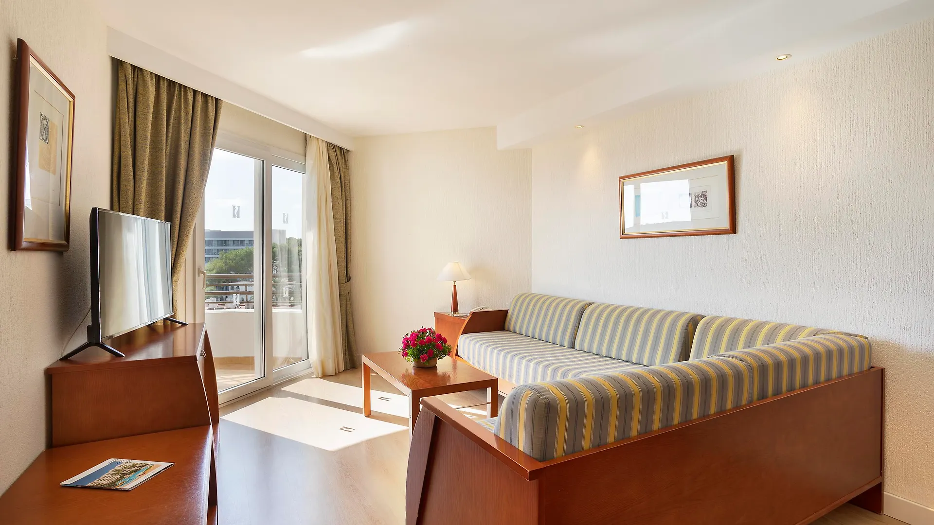 ****  Hipotels Dunas Aparthotel Cala Millor  Spain