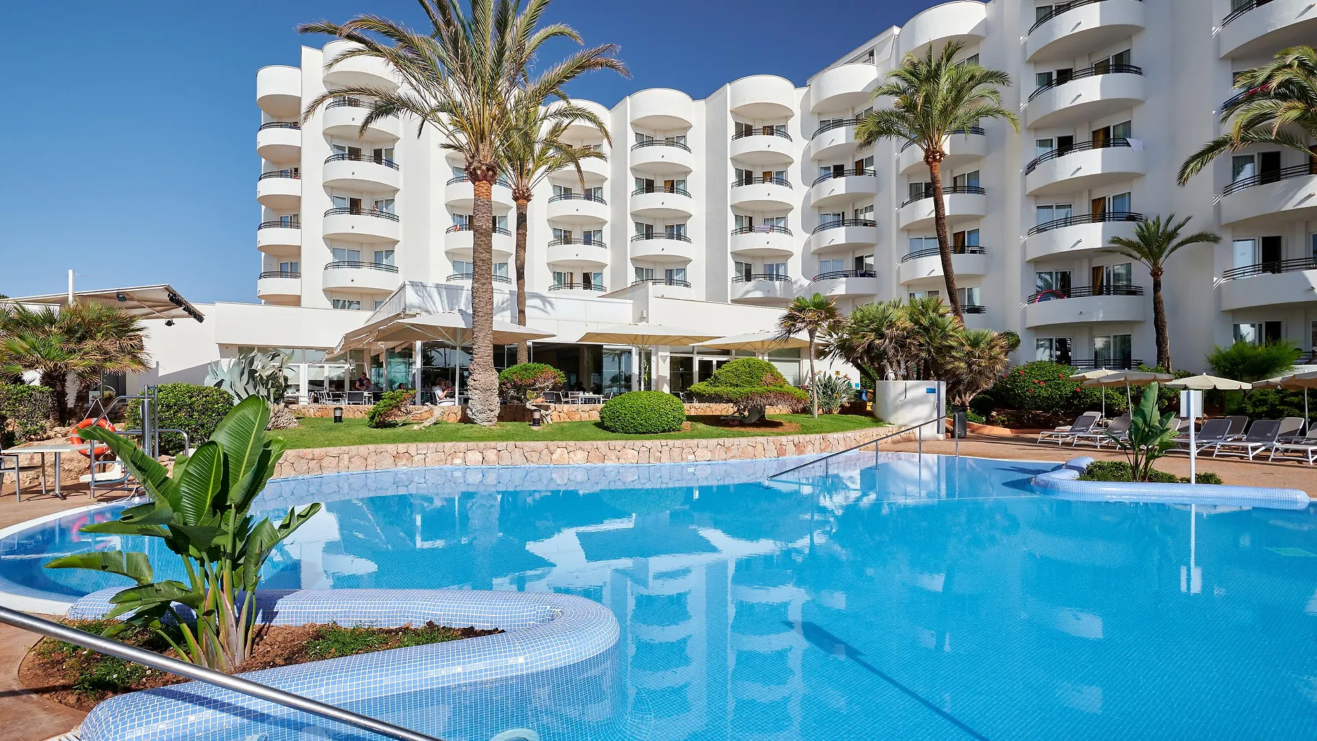 ****  Hipotels Dunas Aparthotel Cala Millor  Spain